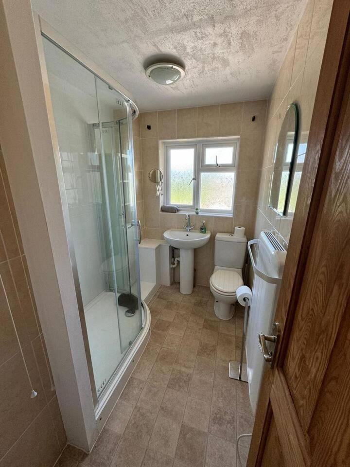 Breath Taking Sea View 2 Bedroom Sleeps 6- Parking Bournemouth Exterior photo